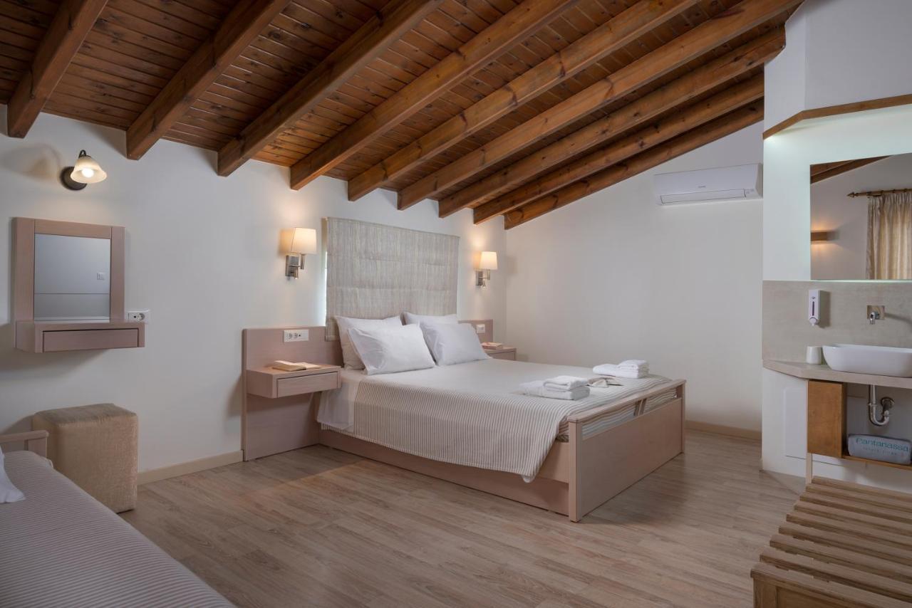 Pantanassa Villas Agia Marina Dış mekan fotoğraf